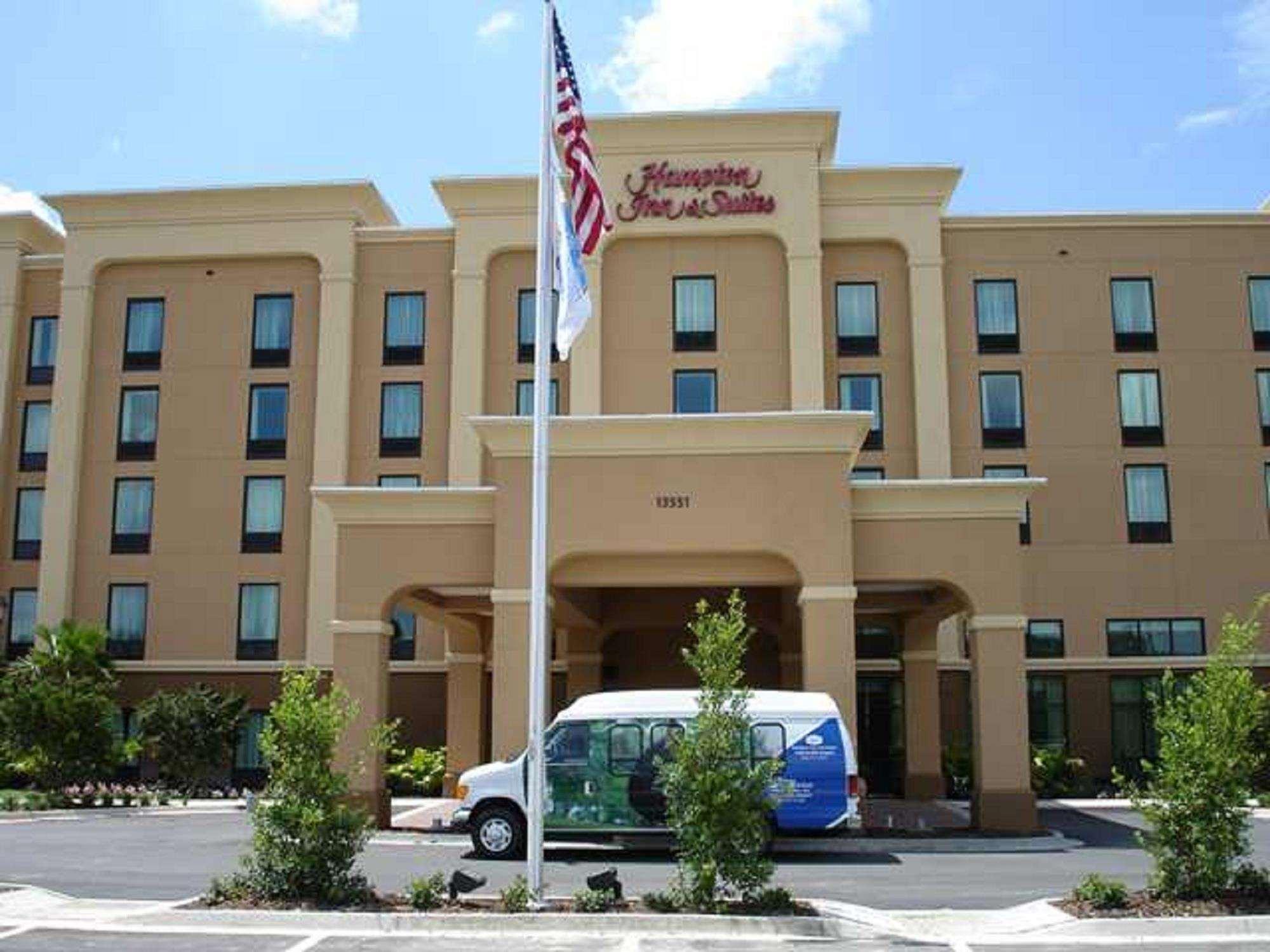 Hampton Inn & Suites Jacksonville-Airport Exterior foto
